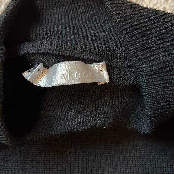 Halogen men’s black mock turtleneck sweater. - Picture 3 of 4